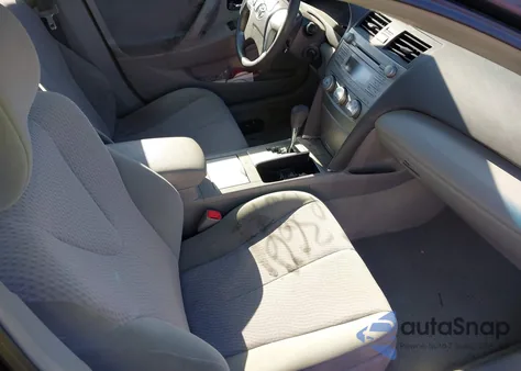 2010 Toyota Camry Le из США, поврежденный, VIN 4T1BF3EK2AU081687